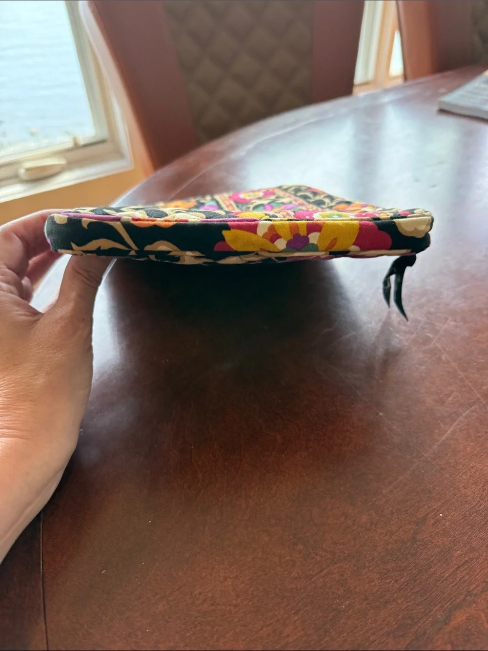 Vera Bradley ereader/Kindle case RETIRED Suzani pattern floral 100% Cotton